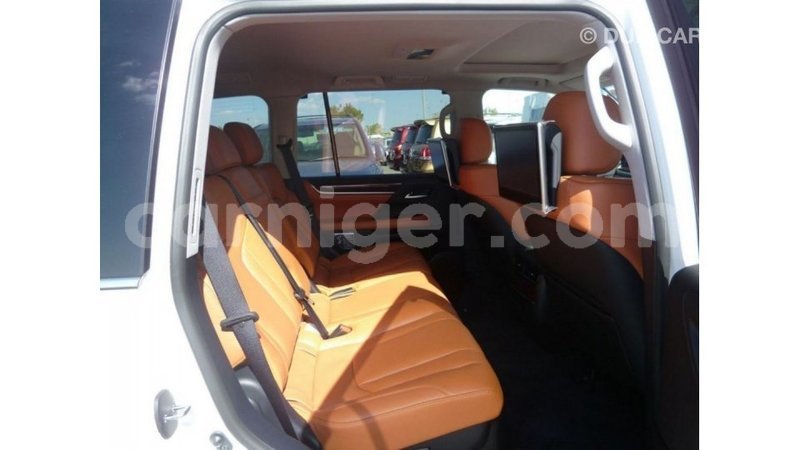 Big with watermark lexus lx agadez import dubai 6082