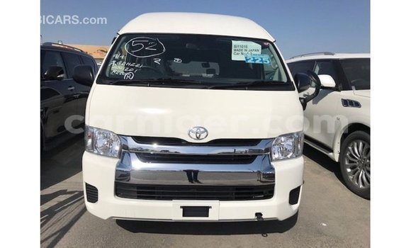 اشتري Imported Toyota Hiace White سيارة في Import - Dubai في أغاديز اشتري Imported Toyota Hiace White سيارة في Import - Dubai في أغاديز