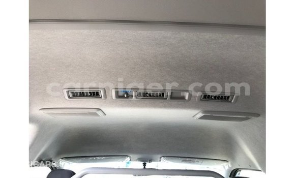 اشتري Imported Toyota Hiace White سيارة في Import - Dubai في أغاديز اشتري Imported Toyota Hiace White سيارة في Import - Dubai في أغاديز