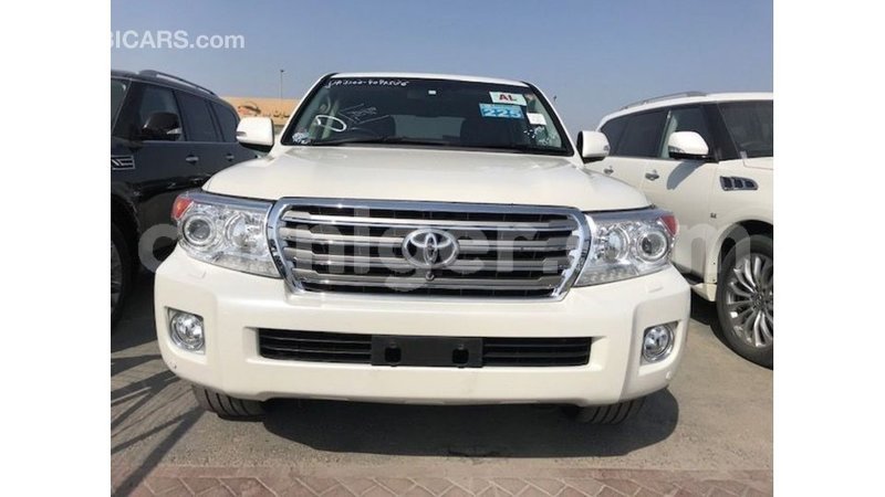 Big with watermark toyota land cruiser agadez import dubai 6089