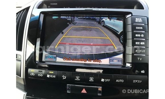 اشتري Imported Toyota Land Cruiser White شاحنة في Import - Dubai في أغاديز اشتري Imported Toyota Land Cruiser White شاحنة في Import - Dubai في أغاديز