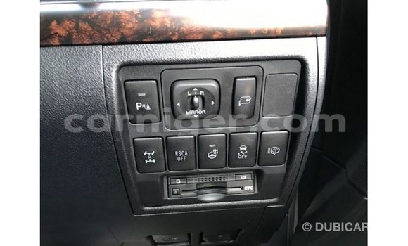 اشتري Imported Toyota Land Cruiser White شاحنة في Import - Dubai في أغاديز اشتري Imported Toyota Land Cruiser White شاحنة في Import - Dubai في أغاديز