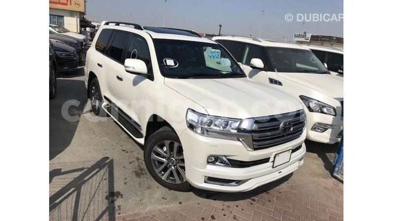 Big with watermark toyota land cruiser agadez import dubai 6091