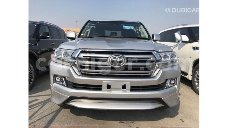 Big with watermark toyota land cruiser agadez import dubai 6094