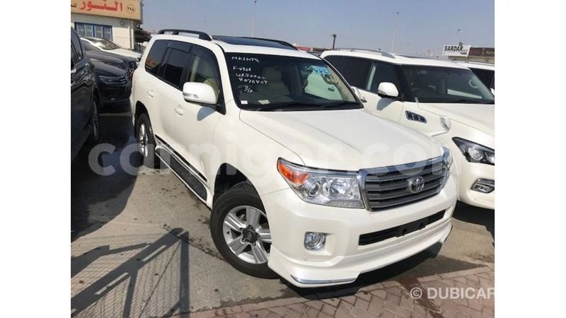 Big with watermark toyota land cruiser agadez import dubai 6097