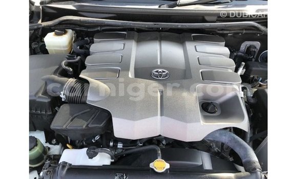 اشتري Imported Toyota Land Cruiser White شاحنة في Import - Dubai في أغاديز اشتري Imported Toyota Land Cruiser White شاحنة في Import - Dubai في أغاديز