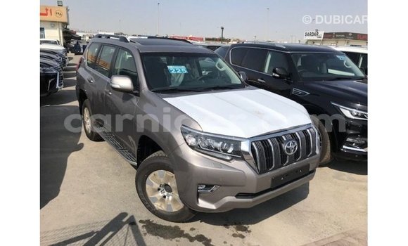 Acheter Import Voiture Toyota Prado Marron à Import - Dubai, Agadez Acheter Import Voiture Toyota Prado Marron à Import - Dubai, Agadez