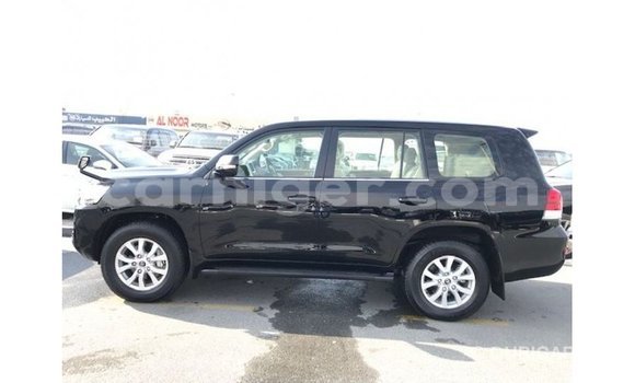 اشتري Imported Toyota Land Cruiser Black شاحنة في Import - Dubai في أغاديز اشتري Imported Toyota Land Cruiser Black شاحنة في Import - Dubai في أغاديز