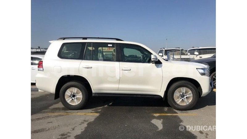 Big with watermark toyota land cruiser agadez import dubai 6100