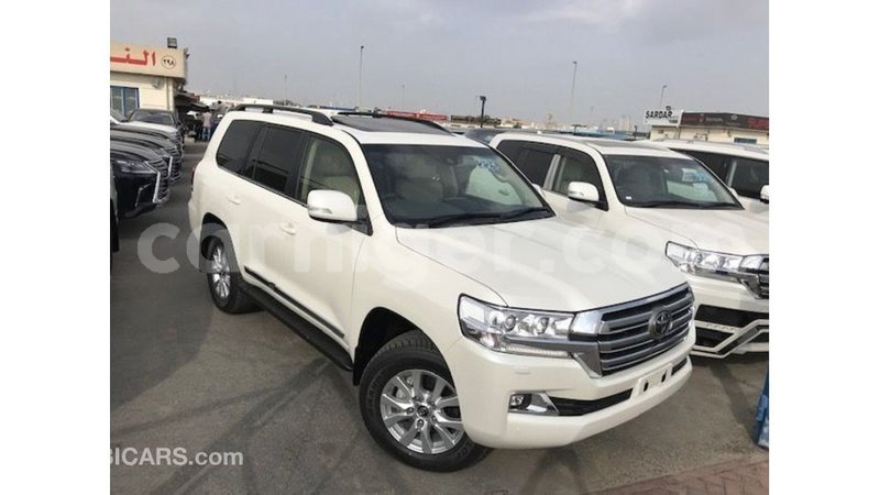 Big with watermark toyota land cruiser agadez import dubai 6101