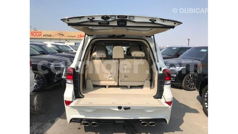 Big with watermark toyota land cruiser agadez import dubai 6104