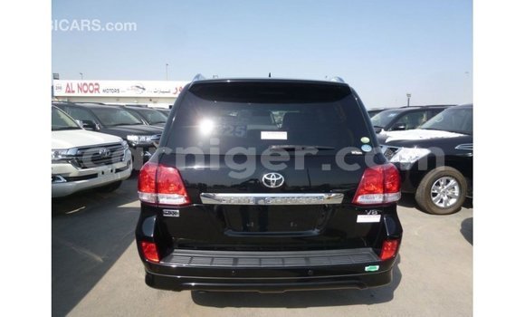 Sayi Imported Toyota Land Cruiser Black Babbar mota in Import - Dubai a Agadez Sayi Imported Toyota Land Cruiser Black Babbar mota in Import - Dubai a Agadez