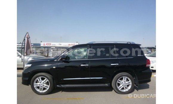 Acheter Import Utilitaire Toyota Land Cruiser Noir à Import - Dubai, Agadez Acheter Import Utilitaire Toyota Land Cruiser Noir à Import - Dubai, Agadez