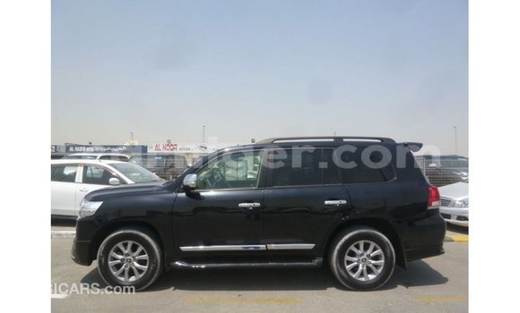 Buy Import Toyota Land Cruiser Black Truck in Import - Dubai in Agadez Buy Import Toyota Land Cruiser Black Truck in Import - Dubai in Agadez