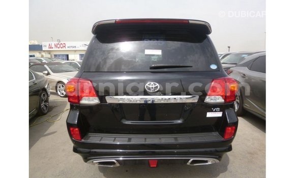 Sayi Imported Toyota Land Cruiser Black Babbar mota in Import - Dubai a Agadez Sayi Imported Toyota Land Cruiser Black Babbar mota in Import - Dubai a Agadez