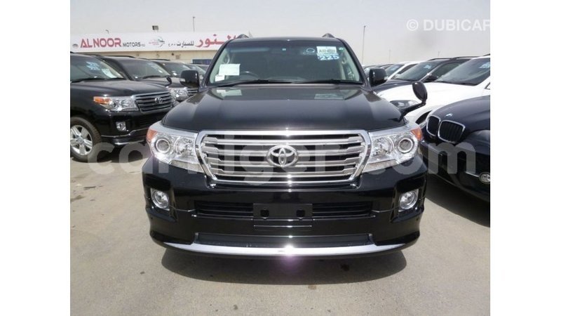 Big with watermark toyota land cruiser agadez import dubai 6113