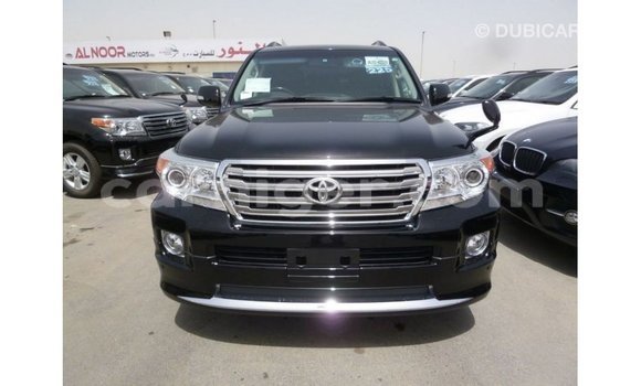 Sayi Imported Toyota Land Cruiser Black Babbar mota in Import - Dubai a Agadez Sayi Imported Toyota Land Cruiser Black Babbar mota in Import - Dubai a Agadez