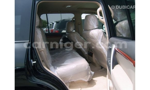 Acheter Import Utilitaire Toyota Land Cruiser Noir à Import - Dubai, Agadez Acheter Import Utilitaire Toyota Land Cruiser Noir à Import - Dubai, Agadez