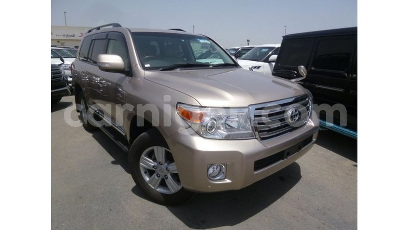 Big with watermark toyota land cruiser agadez import dubai 6115