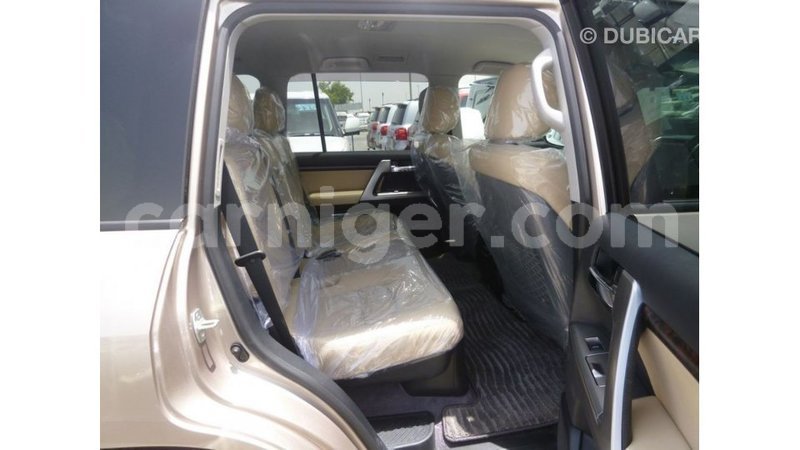 Big with watermark toyota land cruiser agadez import dubai 6115