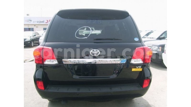 Big with watermark toyota land cruiser agadez import dubai 6116