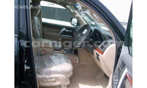 Sayi Imported Toyota Land Cruiser Black Babbar mota in Import - Dubai a Agadez Sayi Imported Toyota Land Cruiser Black Babbar mota in Import - Dubai a Agadez