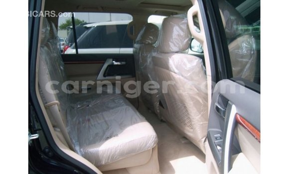 Sayi Imported Toyota Land Cruiser Black Babbar mota in Import - Dubai a Agadez Sayi Imported Toyota Land Cruiser Black Babbar mota in Import - Dubai a Agadez