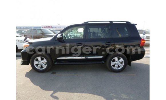 اشتري Imported Toyota Land Cruiser Black شاحنة في Import - Dubai في أغاديز اشتري Imported Toyota Land Cruiser Black شاحنة في Import - Dubai في أغاديز