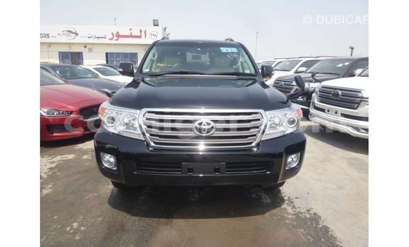Acheter Import Utilitaire Toyota Land Cruiser Noir à Import - Dubai, Agadez Acheter Import Utilitaire Toyota Land Cruiser Noir à Import - Dubai, Agadez