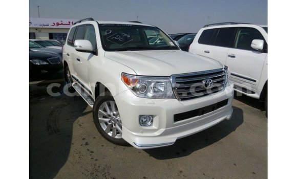 اشتري Imported Toyota Land Cruiser White شاحنة في Import - Dubai في أغاديز اشتري Imported Toyota Land Cruiser White شاحنة في Import - Dubai في أغاديز