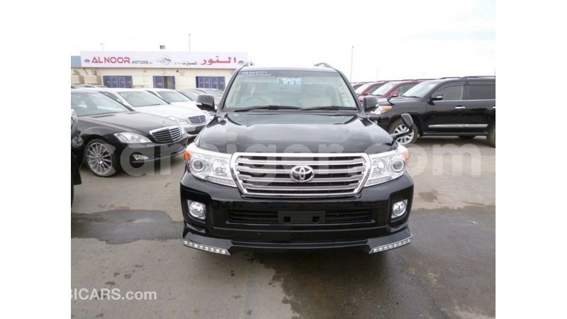 Big with watermark toyota land cruiser agadez import dubai 6125