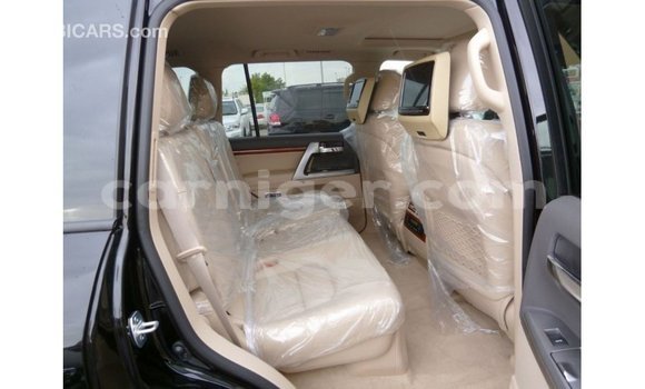 اشتري Imported Toyota Land Cruiser Black شاحنة في Import - Dubai في أغاديز اشتري Imported Toyota Land Cruiser Black شاحنة في Import - Dubai في أغاديز