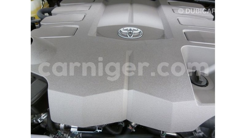 Big with watermark toyota land cruiser agadez import dubai 6125