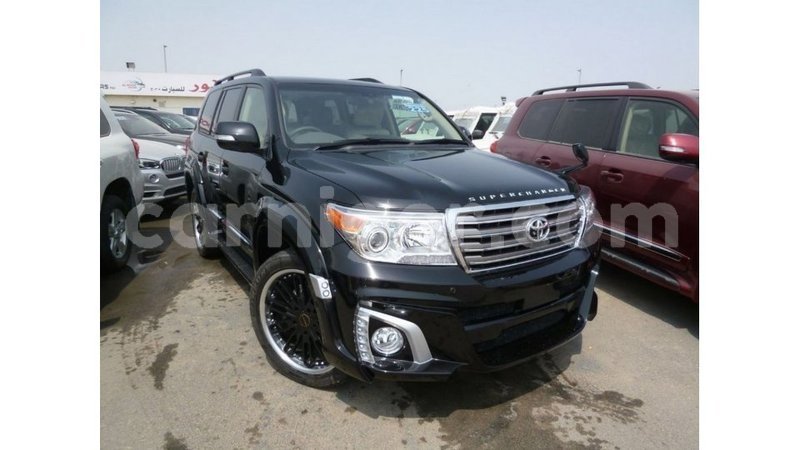 Big with watermark toyota land cruiser agadez import dubai 6127