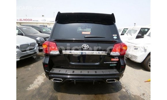 Sayi Imported Toyota Land Cruiser Black Babbar mota in Import - Dubai a Agadez Sayi Imported Toyota Land Cruiser Black Babbar mota in Import - Dubai a Agadez