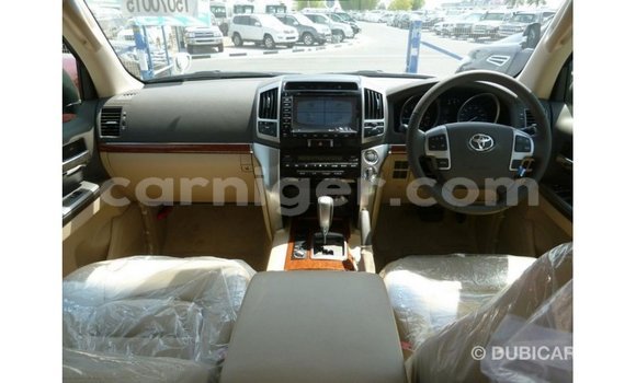 Sayi Imported Toyota Land Cruiser White Babbar mota in Import - Dubai a Agadez Sayi Imported Toyota Land Cruiser White Babbar mota in Import - Dubai a Agadez