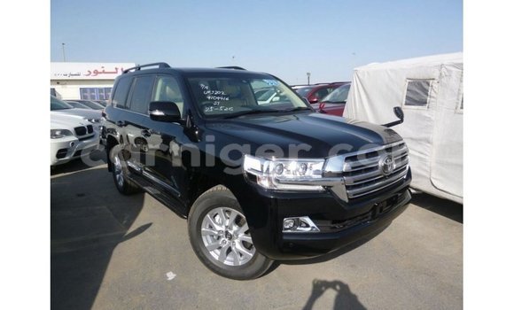 Buy Import Toyota Land Cruiser Black Truck in Import - Dubai in Agadez Buy Import Toyota Land Cruiser Black Truck in Import - Dubai in Agadez