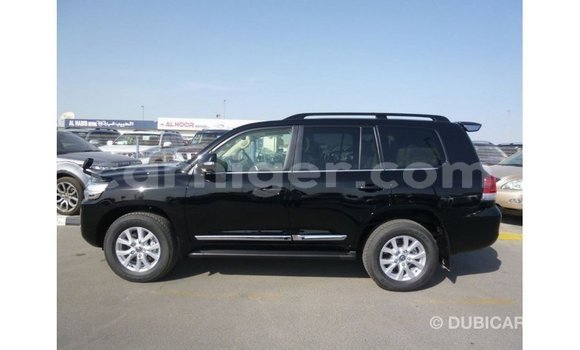Buy Import Toyota Land Cruiser Black Truck in Import - Dubai in Agadez Buy Import Toyota Land Cruiser Black Truck in Import - Dubai in Agadez