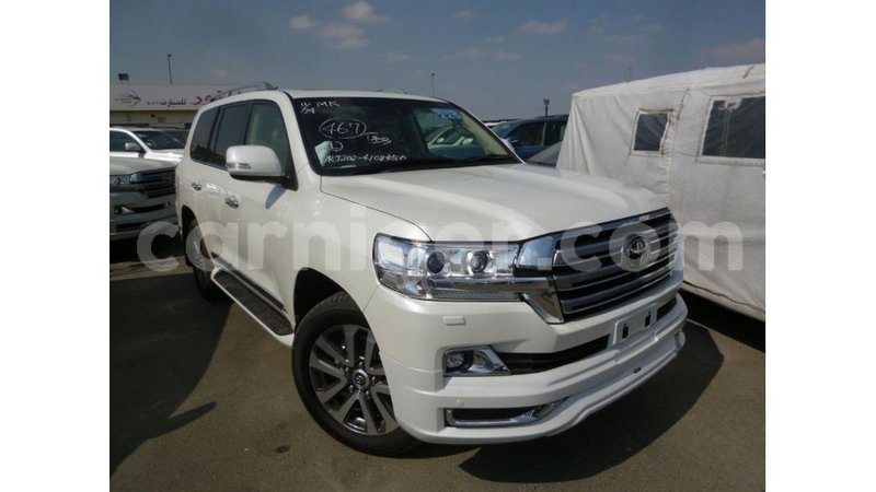 Big with watermark toyota land cruiser agadez import dubai 6131