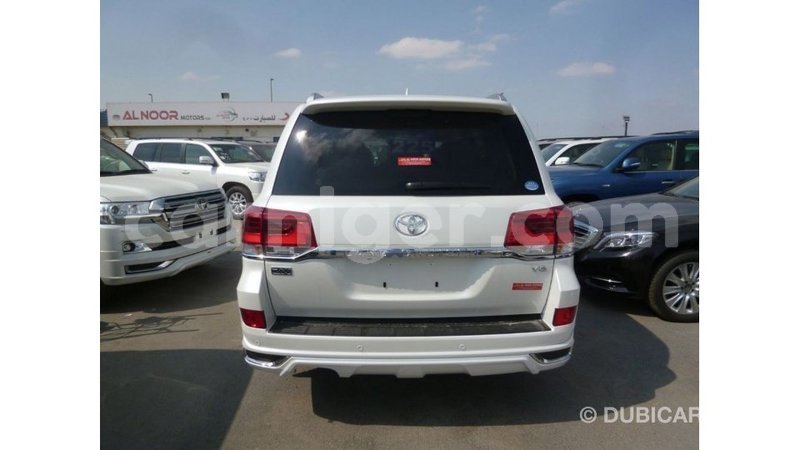 Big with watermark toyota land cruiser agadez import dubai 6131