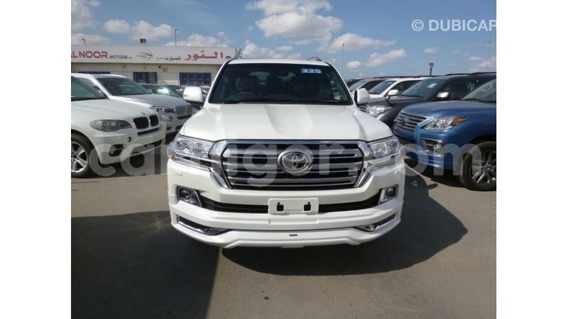 Big with watermark toyota land cruiser agadez import dubai 6133