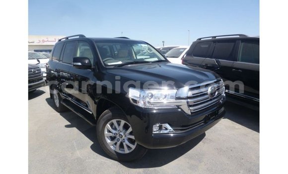 اشتري Imported Toyota Land Cruiser Black شاحنة في Import - Dubai في أغاديز اشتري Imported Toyota Land Cruiser Black شاحنة في Import - Dubai في أغاديز