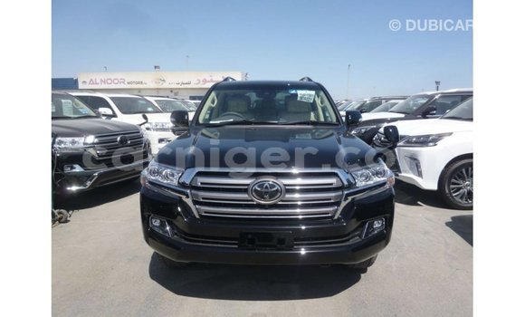اشتري Imported Toyota Land Cruiser Black شاحنة في Import - Dubai في أغاديز اشتري Imported Toyota Land Cruiser Black شاحنة في Import - Dubai في أغاديز