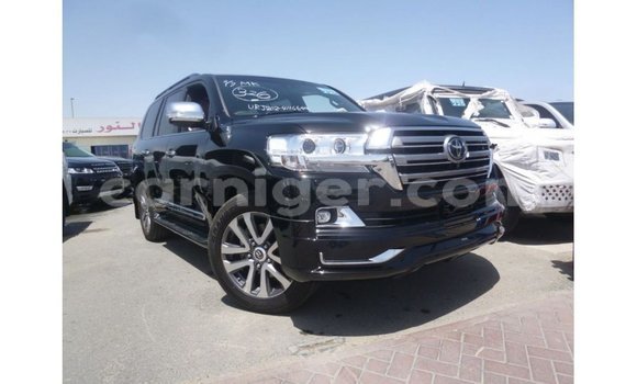 Sayi Imported Toyota Land Cruiser Black Babbar mota in Import - Dubai a Agadez Sayi Imported Toyota Land Cruiser Black Babbar mota in Import - Dubai a Agadez