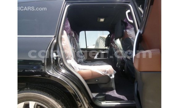 Sayi Imported Toyota Land Cruiser Black Babbar mota in Import - Dubai a Agadez Sayi Imported Toyota Land Cruiser Black Babbar mota in Import - Dubai a Agadez