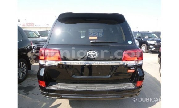 Acheter Import Utilitaire Toyota Land Cruiser Noir à Import - Dubai, Agadez Acheter Import Utilitaire Toyota Land Cruiser Noir à Import - Dubai, Agadez