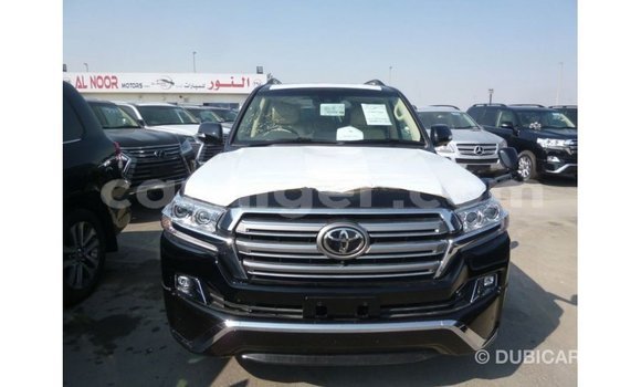 Acheter Import Utilitaire Toyota Land Cruiser Noir à Import - Dubai, Agadez Acheter Import Utilitaire Toyota Land Cruiser Noir à Import - Dubai, Agadez