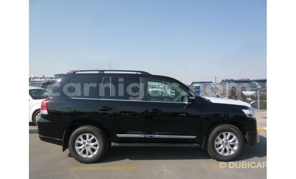 Acheter Import Utilitaire Toyota Land Cruiser Noir à Import - Dubai, Agadez Acheter Import Utilitaire Toyota Land Cruiser Noir à Import - Dubai, Agadez