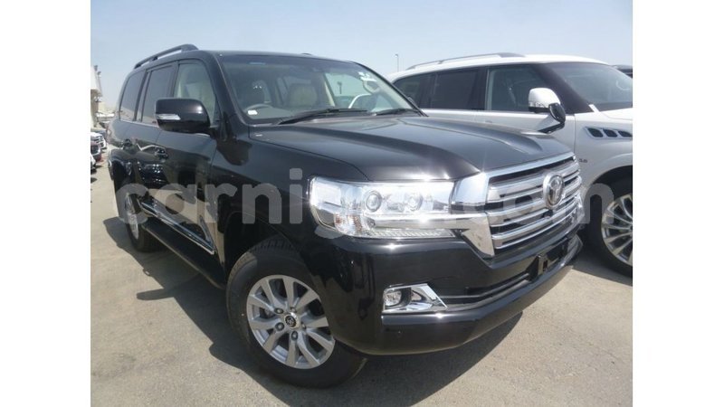 Big with watermark toyota land cruiser agadez import dubai 6141