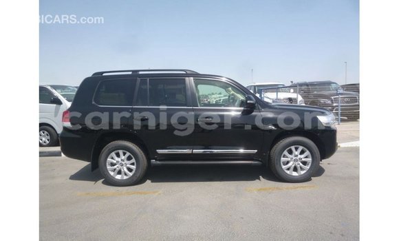 اشتري Imported Toyota Land Cruiser Black شاحنة في Import - Dubai في أغاديز اشتري Imported Toyota Land Cruiser Black شاحنة في Import - Dubai في أغاديز